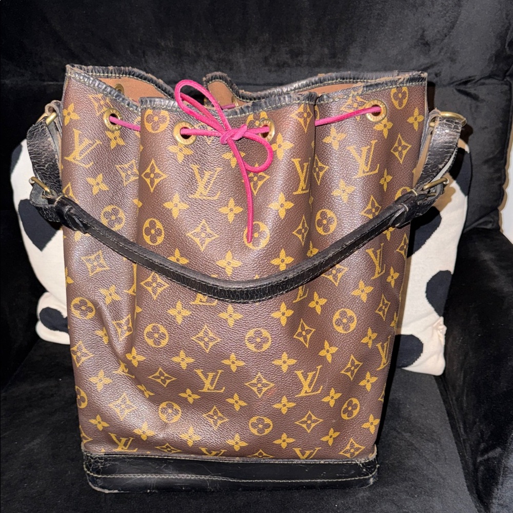 Louis Vuitton Brown and Red Monogram Shoulder Bag